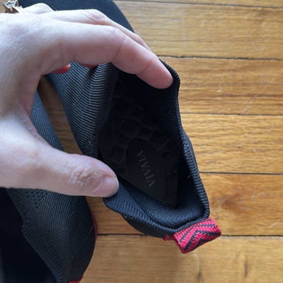 Vivaia Ryan Slip-On Boots Black and Ruby Red - Picture 5 of 7